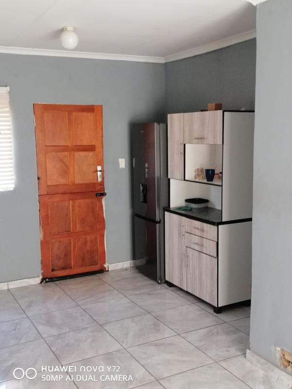 2 Bedroom Property for Sale in Lenasia Gauteng