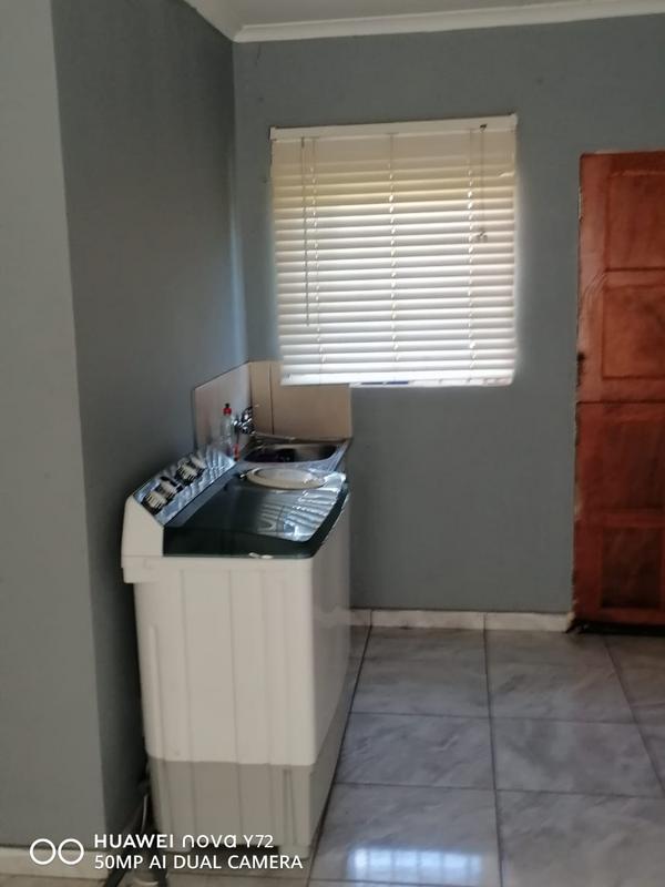 2 Bedroom Property for Sale in Lenasia Gauteng