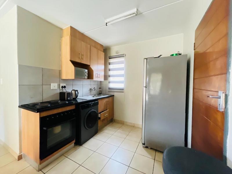 2 Bedroom Property for Sale in Olifantsvlei Gauteng