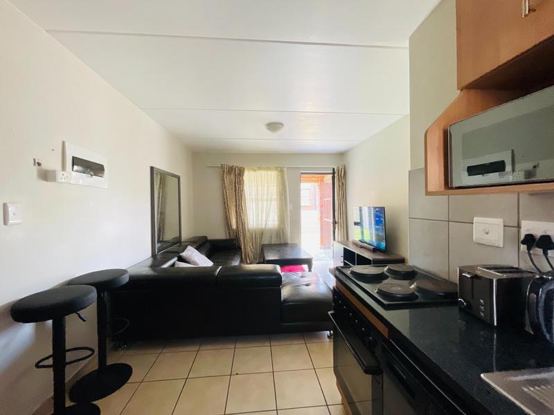 2 Bedroom Property for Sale in Olifantsvlei Gauteng