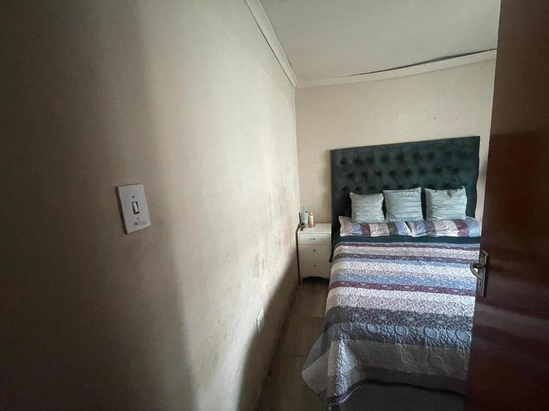 To Let 2 Bedroom Property for Rent in Meadowlands Gauteng