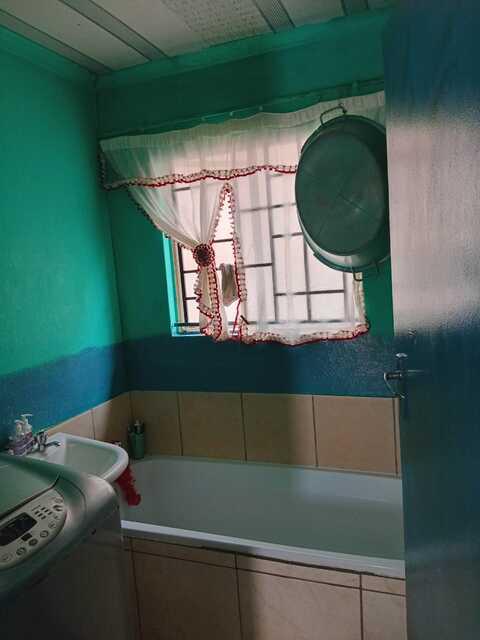 2 Bedroom Property for Sale in Protea Glen Gauteng