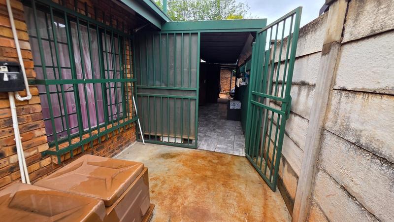 4 Bedroom Property for Sale in Doornpoort Gauteng