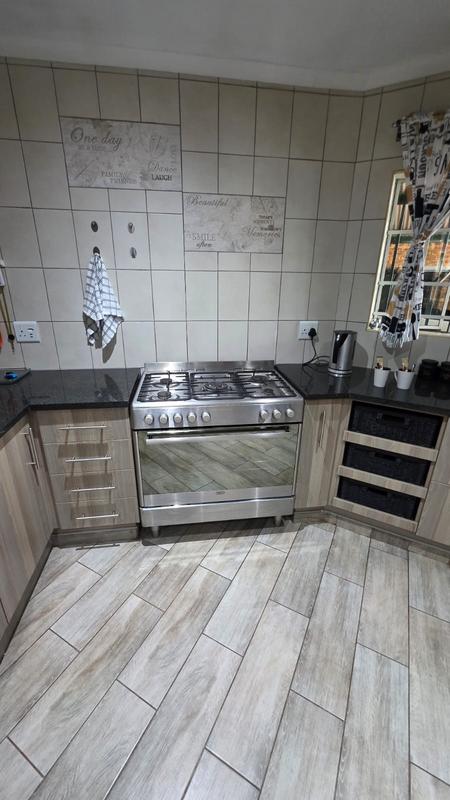 4 Bedroom Property for Sale in Doornpoort Gauteng