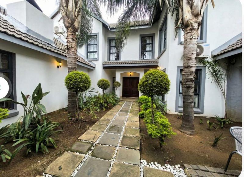 4 Bedroom Property for Sale in Zambezi Country Estate Gauteng