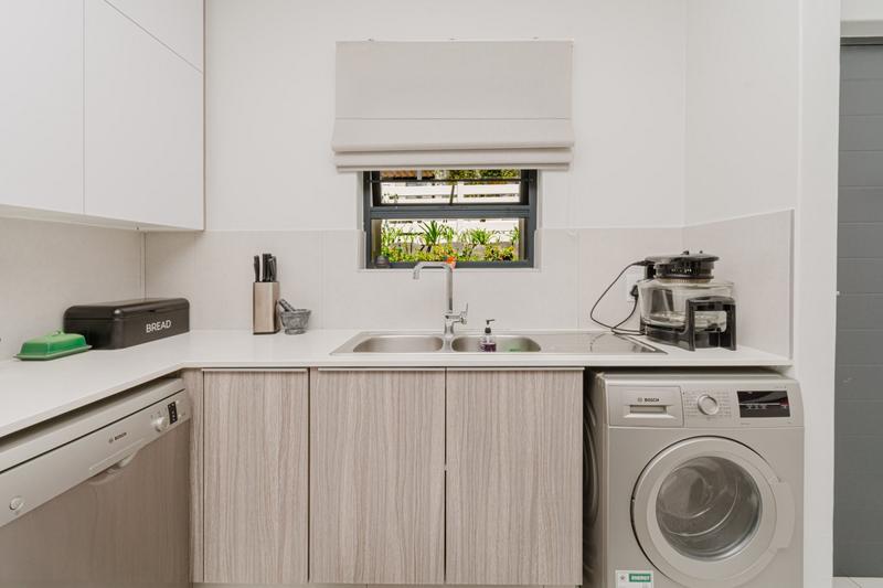 2 Bedroom Property for Sale in Beverley Gauteng