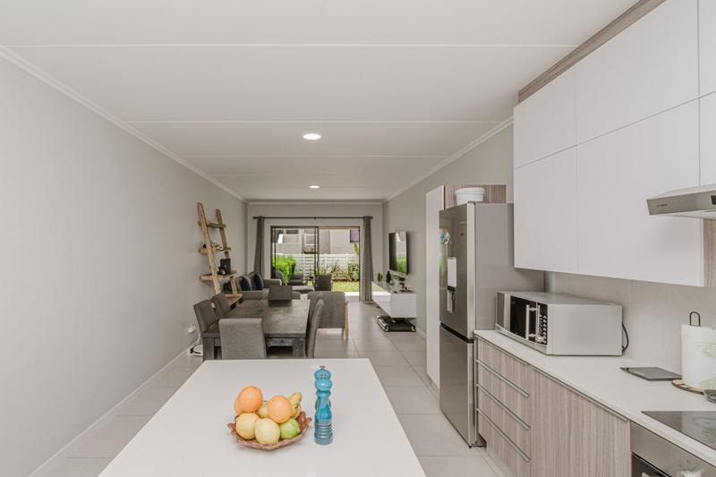 2 Bedroom Property for Sale in Beverley Gauteng