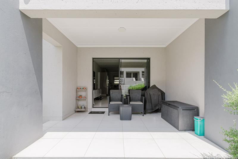 2 Bedroom Property for Sale in Beverley Gauteng