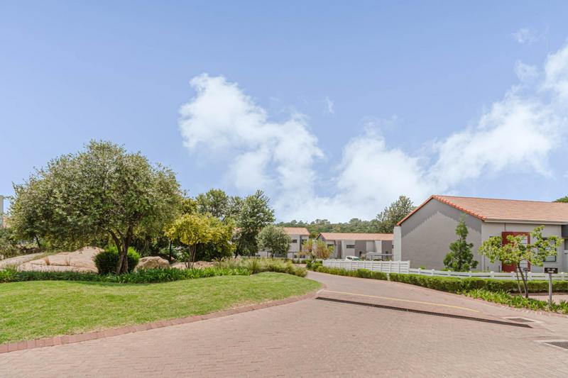 2 Bedroom Property for Sale in Beverley Gauteng