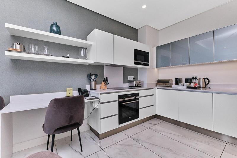 1 Bedroom Property for Sale in Sandton Central Gauteng