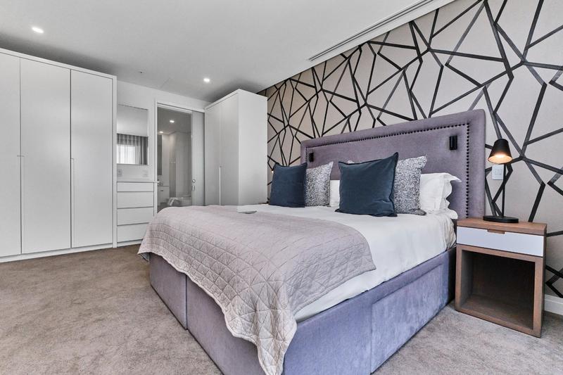 1 Bedroom Property for Sale in Sandton Central Gauteng