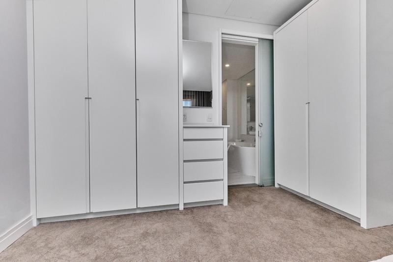 1 Bedroom Property for Sale in Sandton Central Gauteng