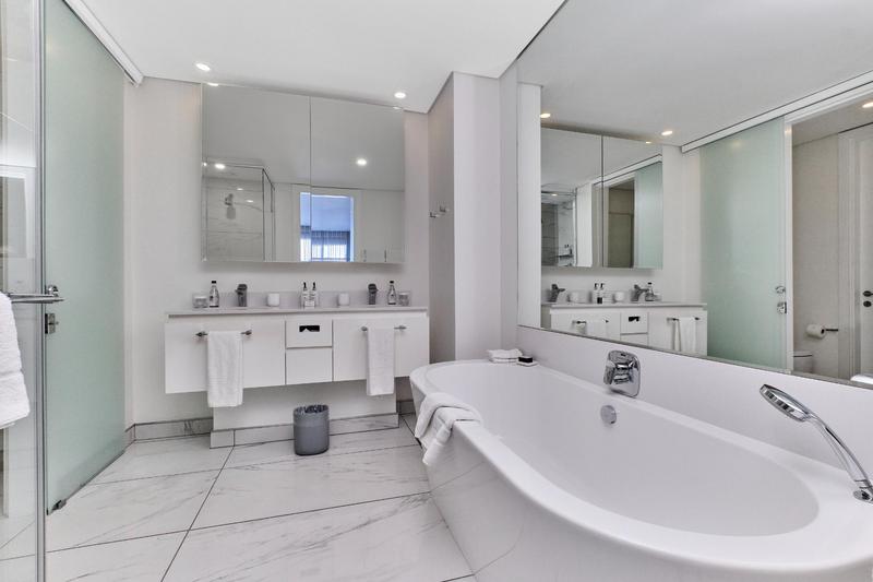 1 Bedroom Property for Sale in Sandton Central Gauteng