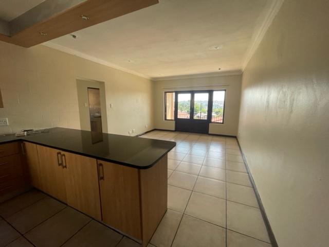 To Let 2 Bedroom Property for Rent in Wilro Park Gauteng