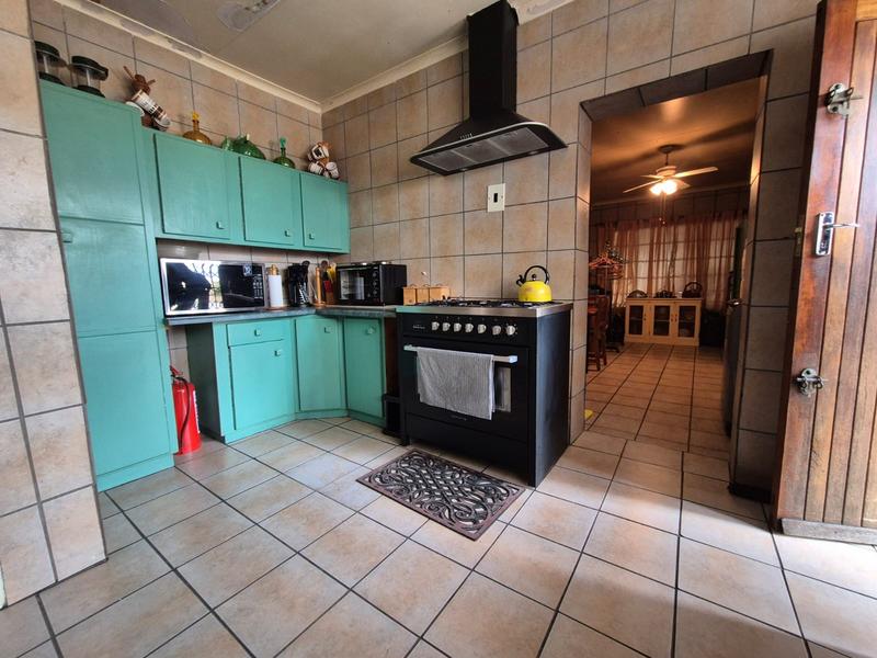 3 Bedroom Property for Sale in Brackendowns Gauteng
