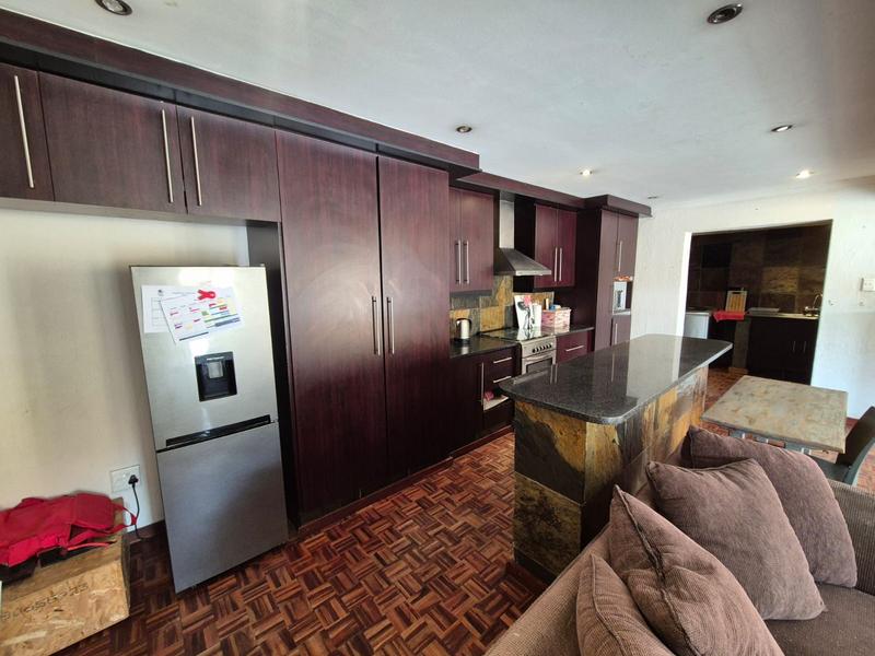 3 Bedroom Property for Sale in Brackendowns Gauteng