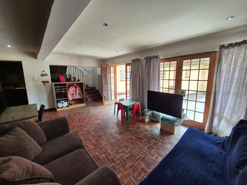 3 Bedroom Property for Sale in Brackendowns Gauteng