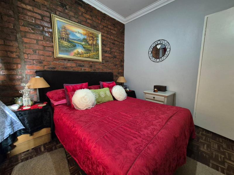 3 Bedroom Property for Sale in Brackendowns Gauteng