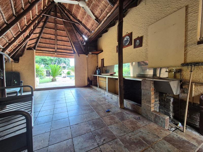 3 Bedroom Property for Sale in Brackendowns Gauteng