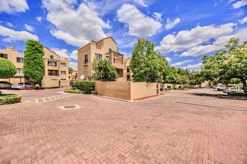 1 Bedroom Property for Sale in Sunninghill Gauteng