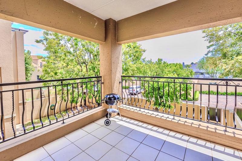 1 Bedroom Property for Sale in Sunninghill Gauteng