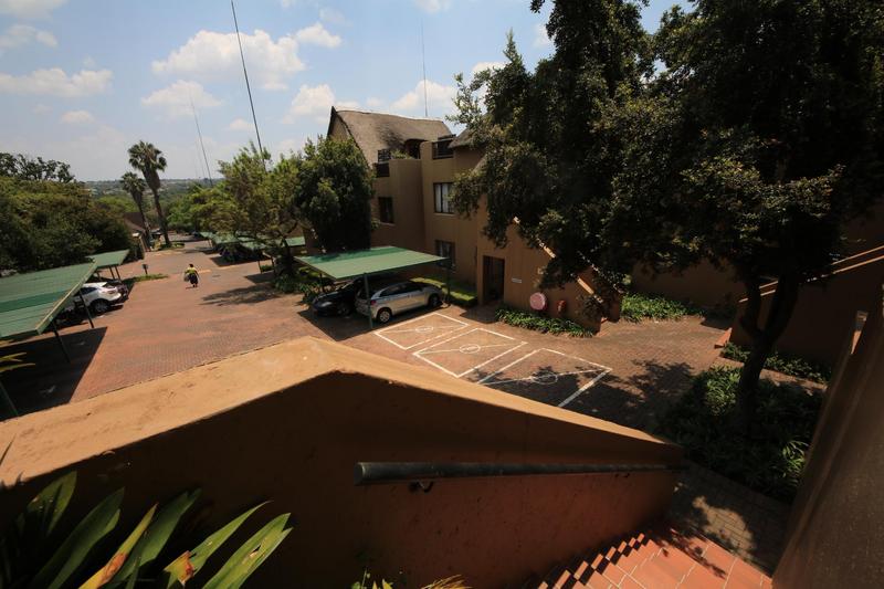 2 Bedroom Property for Sale in Douglasdale Gauteng