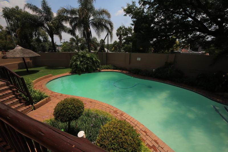 2 Bedroom Property for Sale in Douglasdale Gauteng