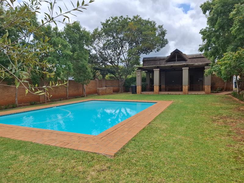 To Let 2 Bedroom Property for Rent in Olympus AH Gauteng