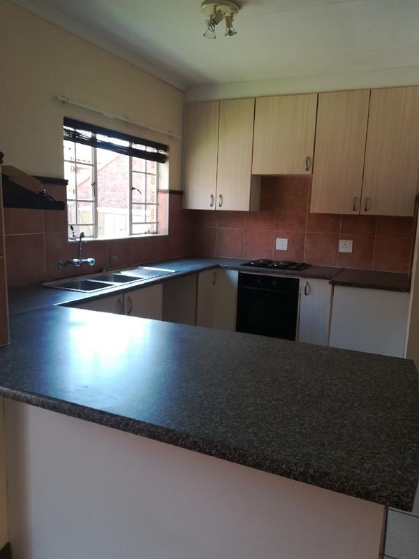 To Let 2 Bedroom Property for Rent in Mooikloof Ridge Gauteng