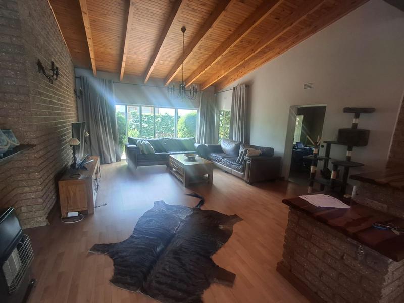 4 Bedroom Property for Sale in Vanderbijlpark SE 3 Gauteng