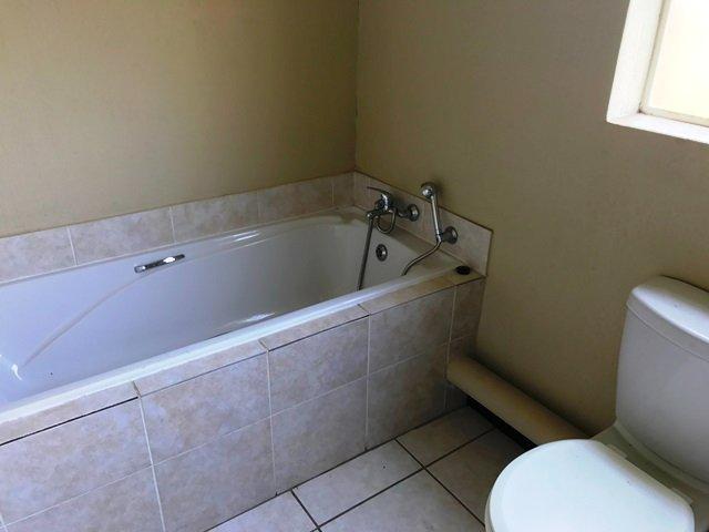 2 Bedroom Property for Sale in Honeydew Gauteng