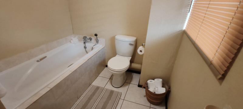 2 Bedroom Property for Sale in Honeydew Gauteng