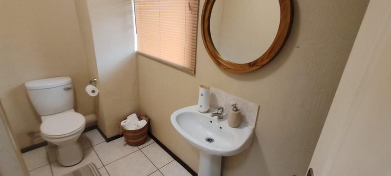 2 Bedroom Property for Sale in Honeydew Gauteng