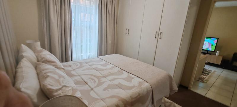 2 Bedroom Property for Sale in Honeydew Gauteng