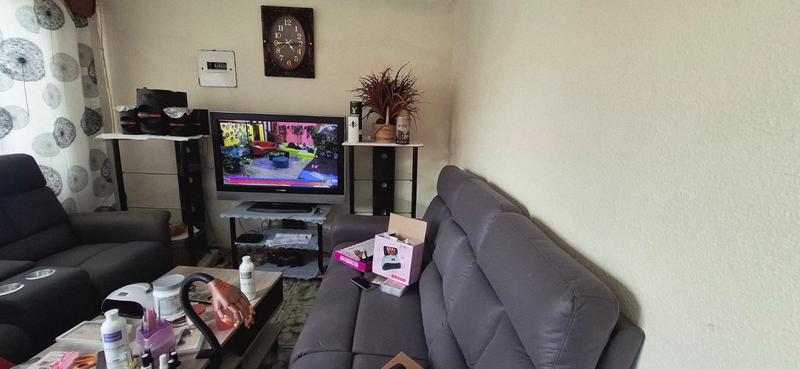 2 Bedroom Property for Sale in Tembisa Gauteng