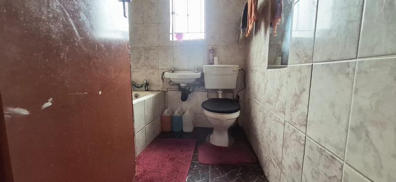 2 Bedroom Property for Sale in Tembisa Gauteng