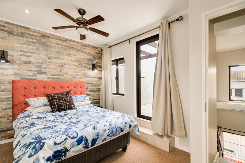 To Let 1 Bedroom Property for Rent in Fourways Gauteng