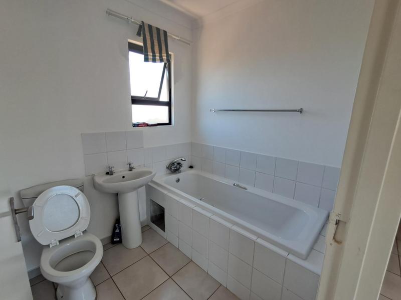 3 Bedroom Property for Sale in Windmill Park Gauteng