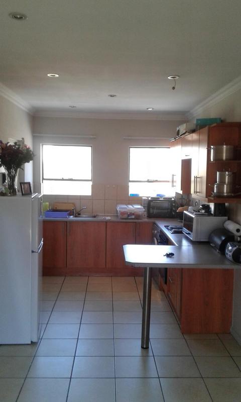 2 Bedroom Property for Sale in Buccleuch Gauteng