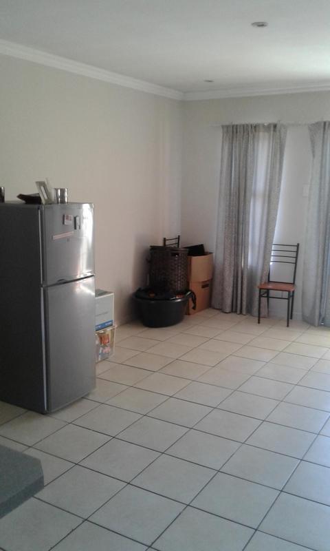 2 Bedroom Property for Sale in Buccleuch Gauteng