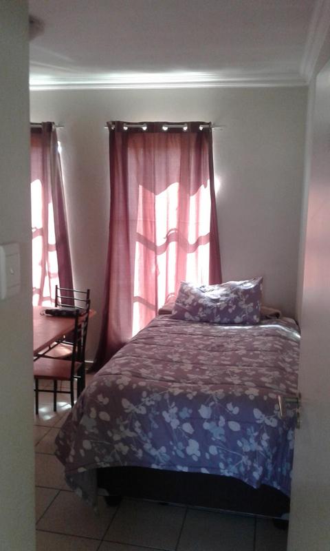 2 Bedroom Property for Sale in Buccleuch Gauteng