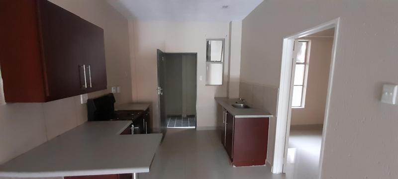 2 Bedroom Property for Sale in Buccleuch Gauteng
