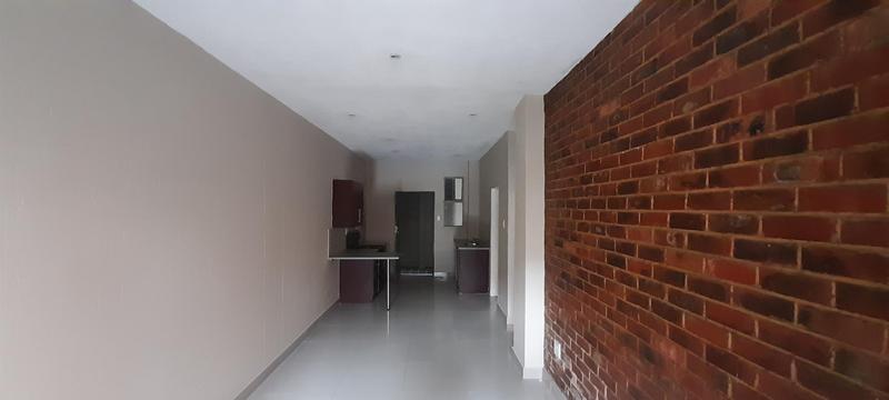 2 Bedroom Property for Sale in Buccleuch Gauteng