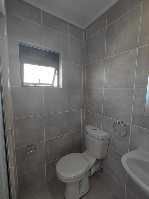 To Let 1 Bedroom Property for Rent in Linbro Park Gauteng