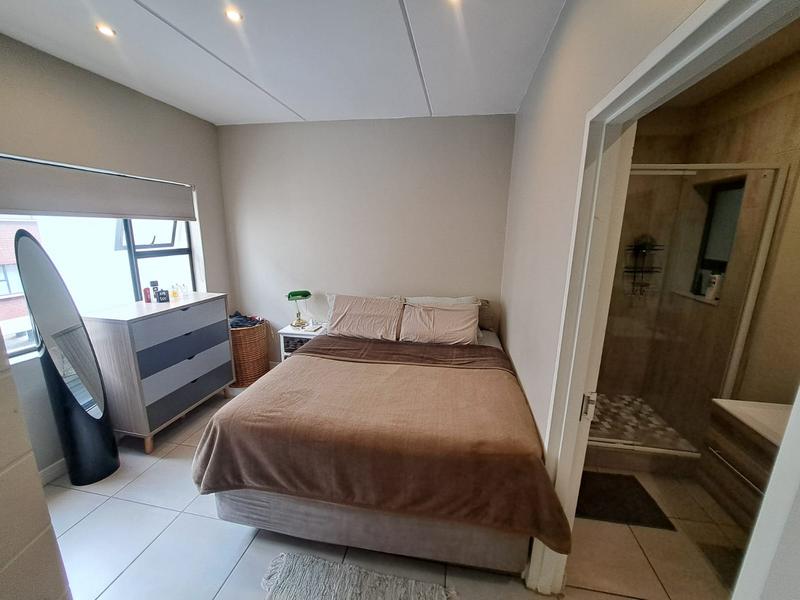 To Let 2 Bedroom Property for Rent in Die Hoewes Gauteng