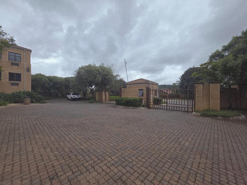 To Let commercial Property for Rent in Faerie Glen Gauteng