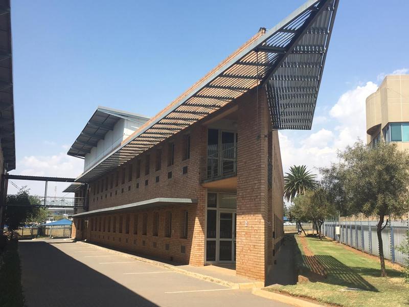 To Let commercial Property for Rent in Samrand Business Park Gauteng