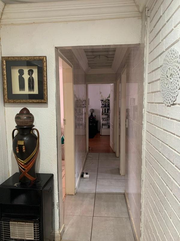 3 Bedroom Property for Sale in Hesteapark Gauteng