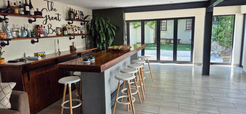 5 Bedroom Property for Sale in Cornwall Hill Gauteng