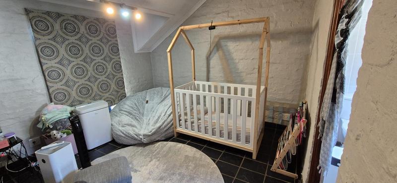 5 Bedroom Property for Sale in Cornwall Hill Gauteng